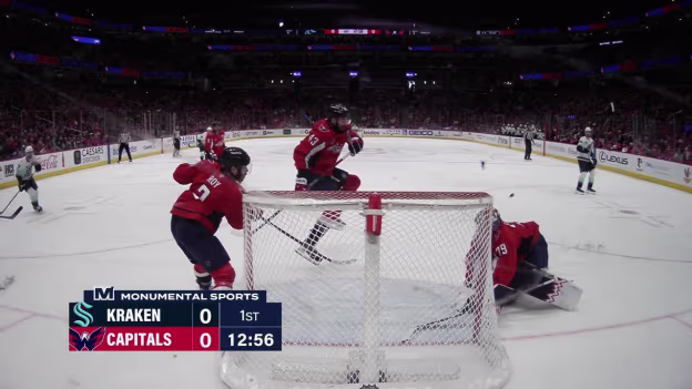 SEA@WSH: Lindgren with a great save against Eeli Tolvanen