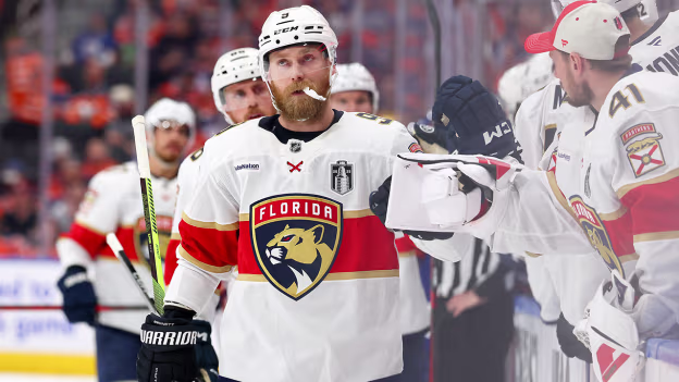 Bennett's 15th goal of these playoffs