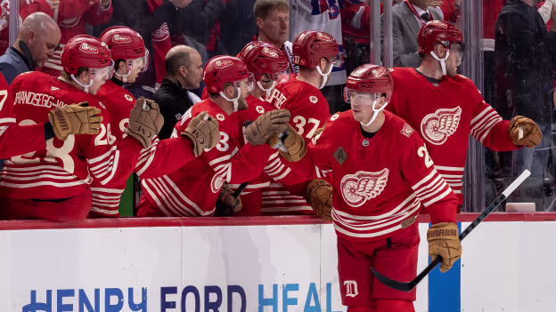 Raymond buries equalizer