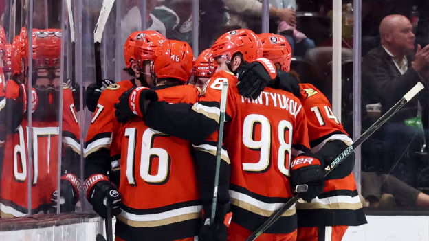 CHI@ANA: Killorn scores goal against Arvid Soderblom