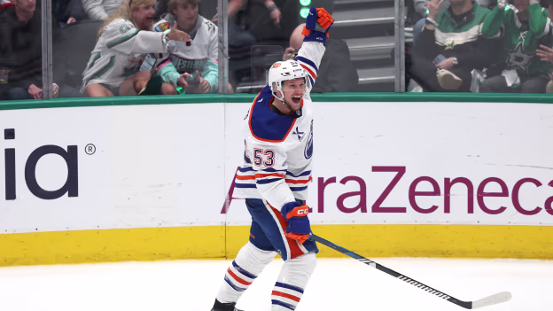 Skinner's first career playoff goal