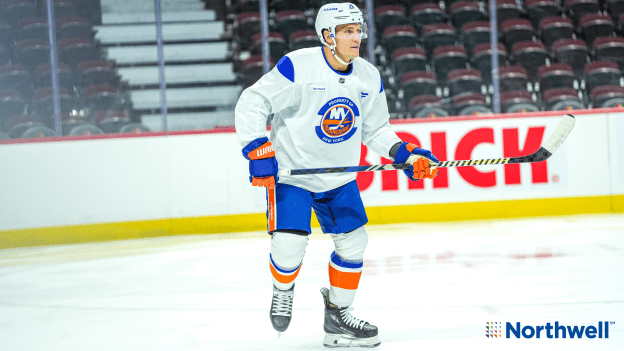 PHOTOS: Islanders Morning Skate Nov. 7 at OTT