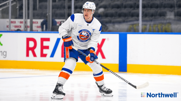 PHOTOS: Islanders Morning Skate Nov. 12