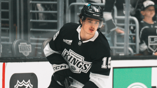 122924_PHI_Warmups-8