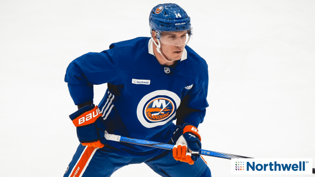 PHOTOS: Islanders Morning Skate Jan. 23