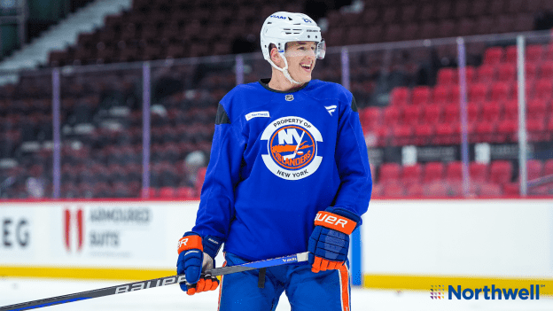 PHOTOS: Islanders Morning Skate Nov. 7 at OTT