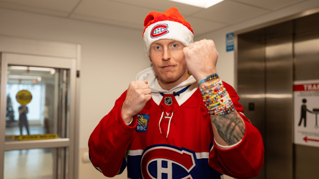 16x9_Laine_Bracelets_Photo by Vitor Munhoz_Club de hockey Canadien inc_