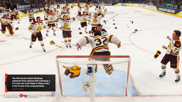 39 - FROZEN FOUR
