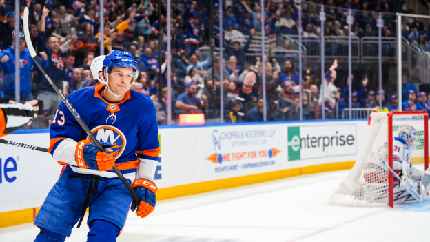 PHOTOS: Islanders 5, Rangers 2