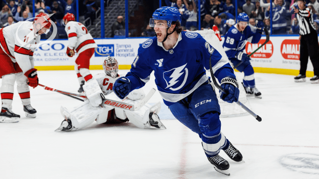 Final | Lightning 3, Hurricanes 2