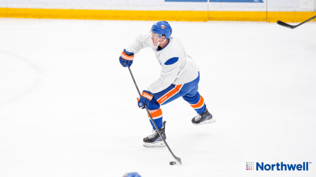 PHOTOS: Islanders Practice Oct. 9