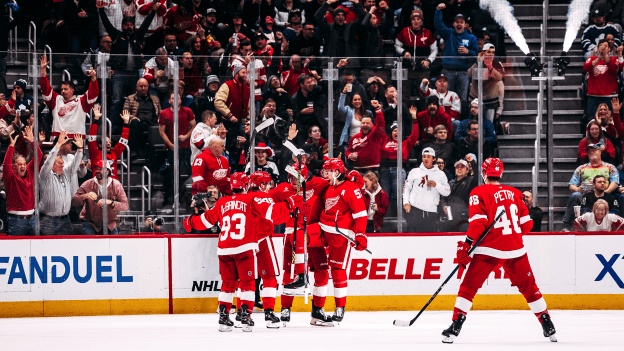 RECAP: Petry scores twice to help Red Wings earn 'huge win' over Maple Leafs, 4-2