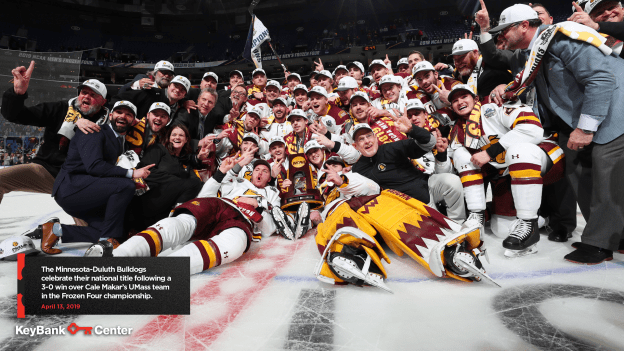 40 - FROZEN FOUR 2