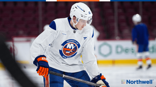 PHOTOS: Islanders Morning Skate Dec. 3