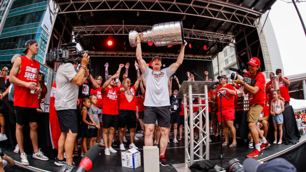 Les Hurricanes font la fête avec leurs partisans