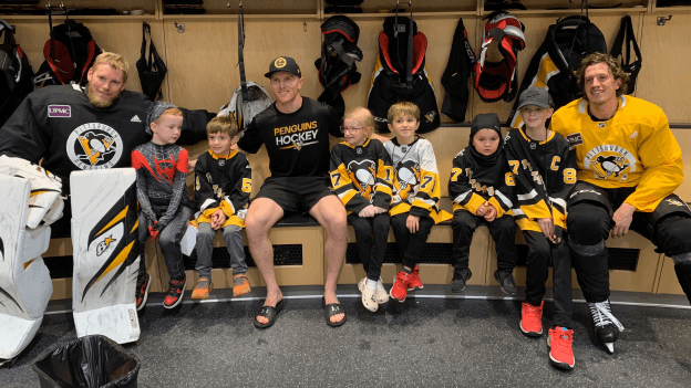 Kids Dress Up as Penguins for Halloween Shoot Hosted by Penguins and So Many Angels, Then Meet the Players