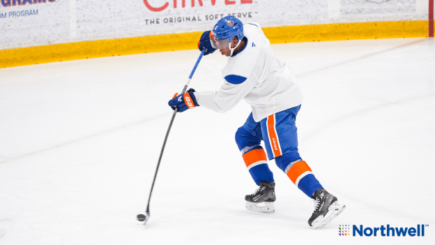 PHOTOS: Islanders Practice Oct. 9