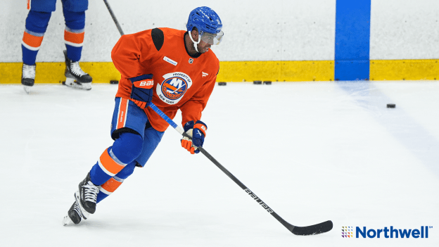 PHOTOS: Islanders Morning Skate Dec. 10