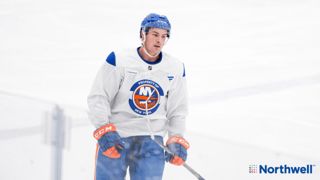 PHOTOS: Islanders Practice Oct. 9