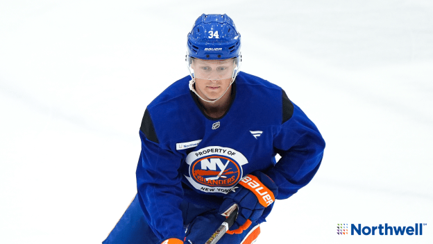 PHOTOS: Islanders Practice Feb. 18