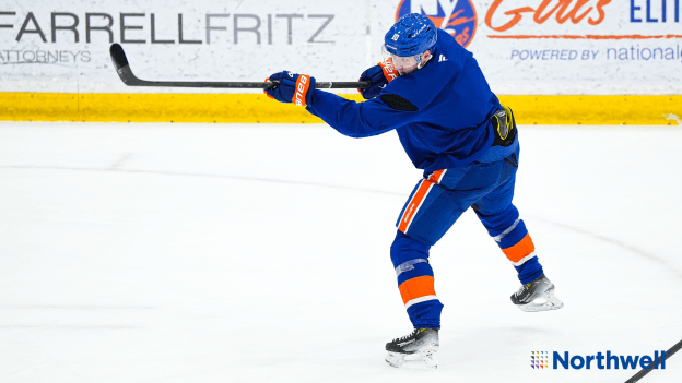 PHOTOS: Islanders Morning Skate Feb. 25