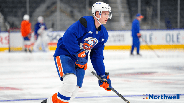 PHOTOS: Islanders Morning Skate Nov. 12