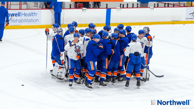 PHOTOS: Islanders Morning Skate Dec. 5