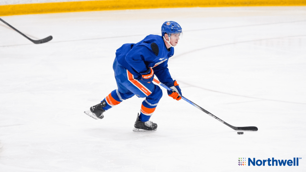 PHOTOS: Islanders Practice Oct. 9