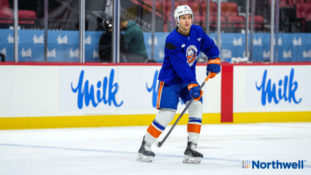 PHOTOS: Islanders Morning Skate Nov. 7 at OTT