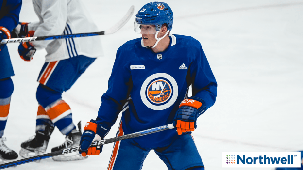 PHOTOS: Islanders Morning Skate Dec. 29