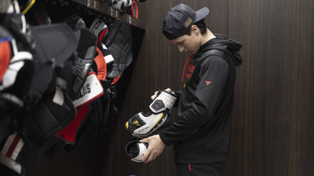 NickLardsi-20251213-00088