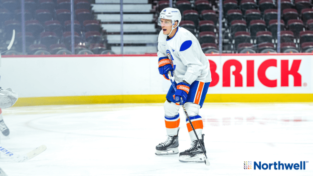 PHOTOS: Islanders Morning Skate Nov. 7 at OTT