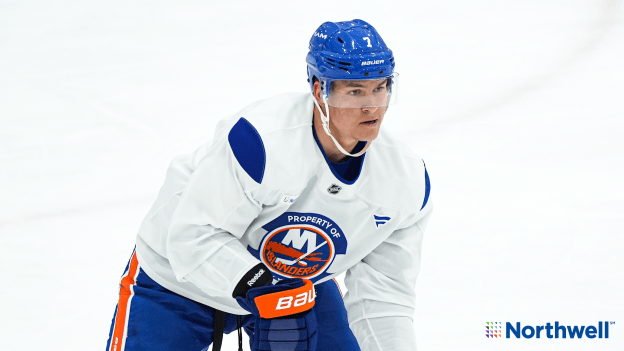 PHOTOS: Islanders Morning Skate Feb. 25