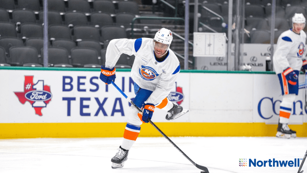 PHOTOS: Islanders Morning Skate Oct. 12 at Dallas