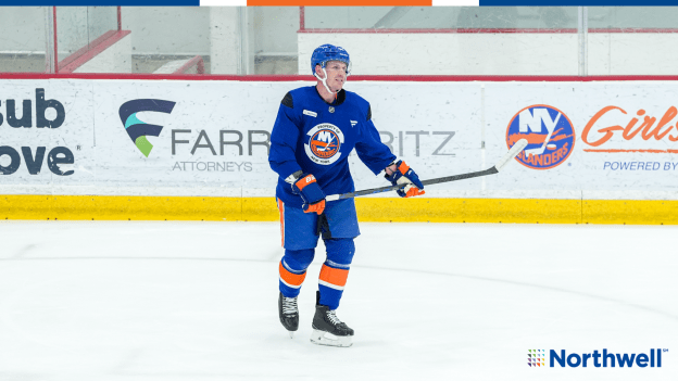 PHOTOS: Islanders Morning Skate Dec. 5