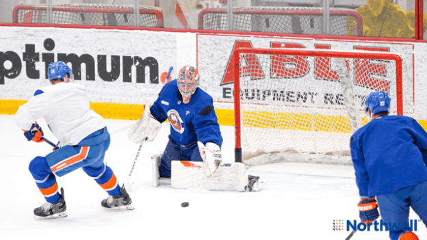 PHOTOS: Islanders Practice Oct. 9