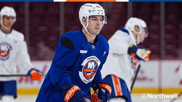 PHOTOS: Islanders Morning Skate Dec. 3