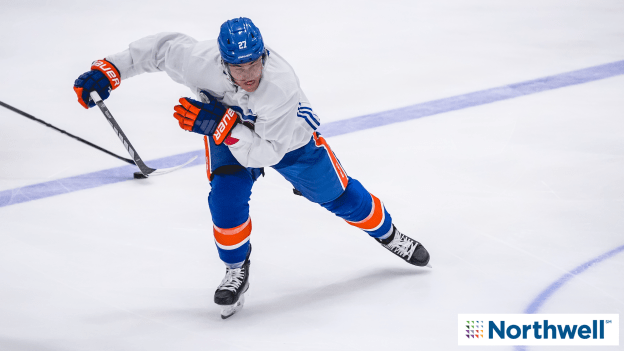 PHOTOS: Islanders Practice Monday Dec. 4