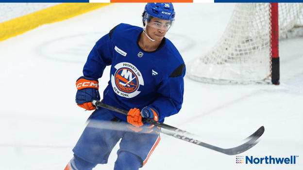 PHOTOS: Islanders Morning Skate Nov. 5