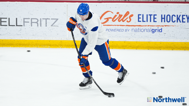 PHOTOS: Islanders Morning Skate Dec. 10