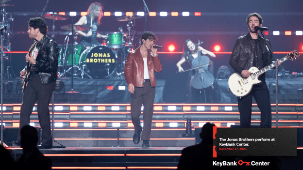 64 - JONAS BROTHERS