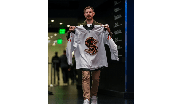 App thumbnail (16 x 9 in) (2)