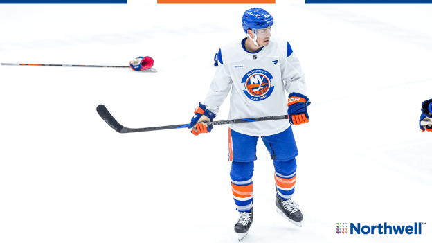 PHOTOS: Islanders Morning Skate Dec. 5