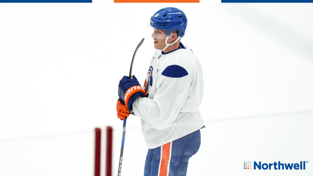 PHOTOS: Islanders Morning Skate Nov. 5