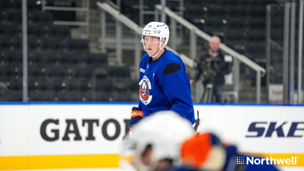 PHOTOS: Islanders Morning Skate Nov. 12