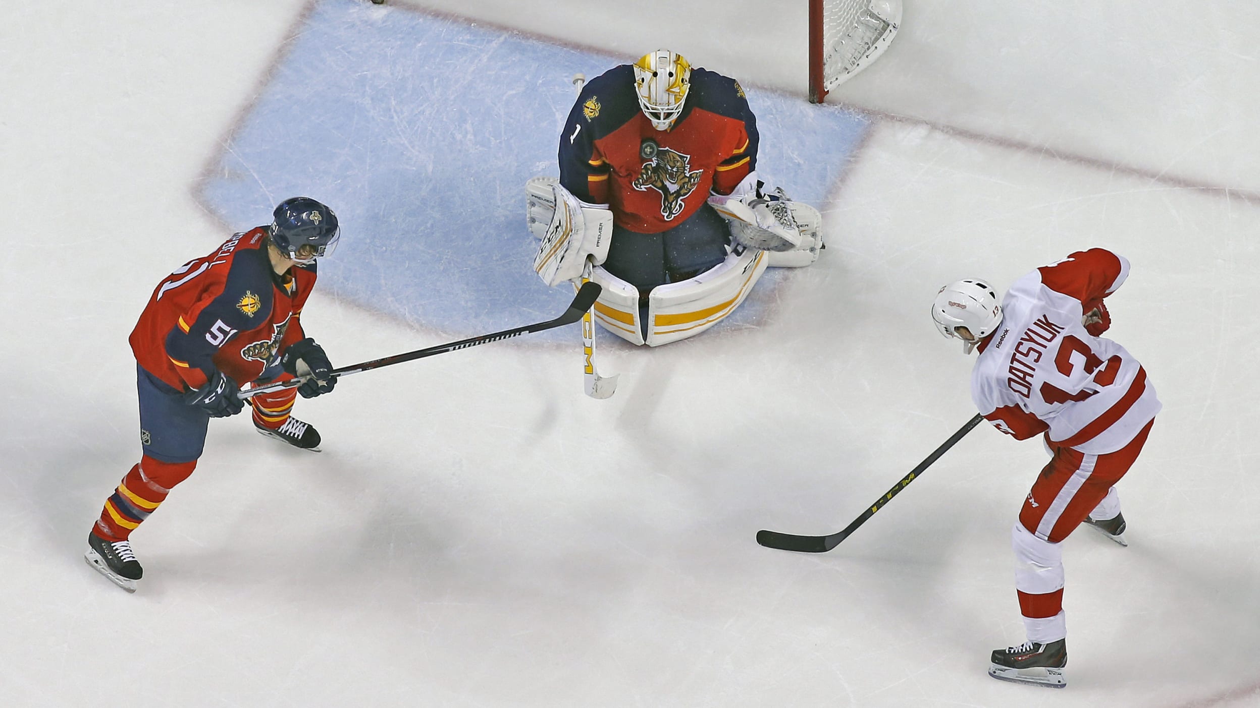 Pavel Datsyuk, Roberto Luongo