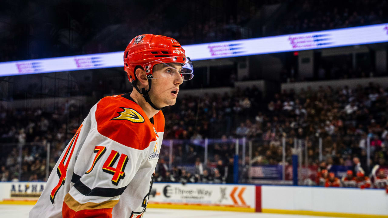 Ducks Recall Ian Moore from Gulls | Anaheim Ducks