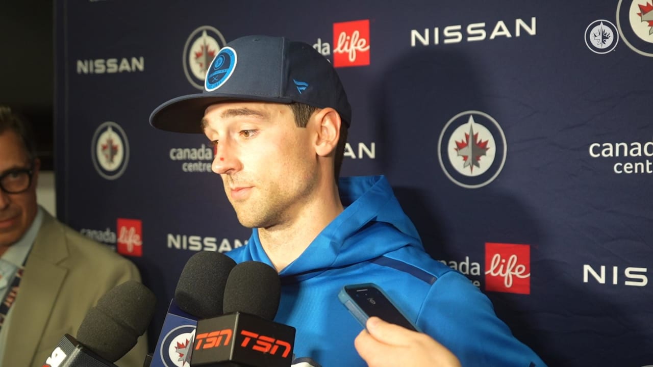 Pionk 24.09.25 Winnipeg Jets