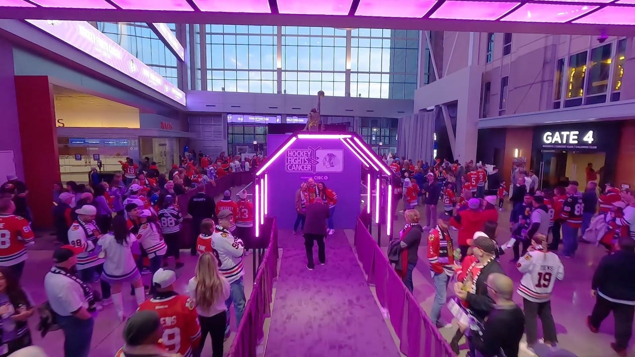 hockey-fights-cancer-carpet-walk-chicago-blackhawks