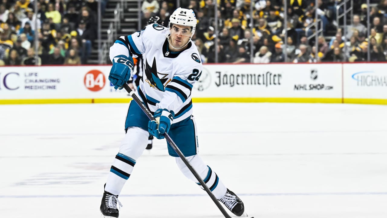 Les Sharks échangent Megna Au Kraken | LNH.com